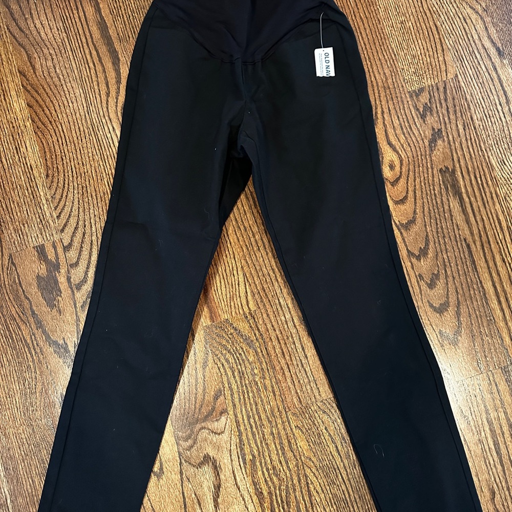 Old Navy Black Maternity Pixie Pants